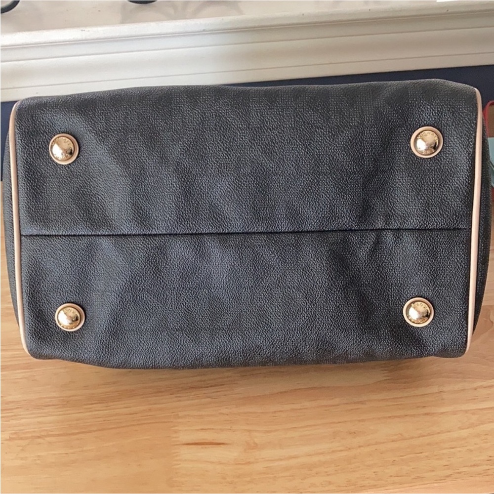 Michael Kors Black GraysonSatchel with Tan Handles and Gold Hardware - Picture 9 of 9
